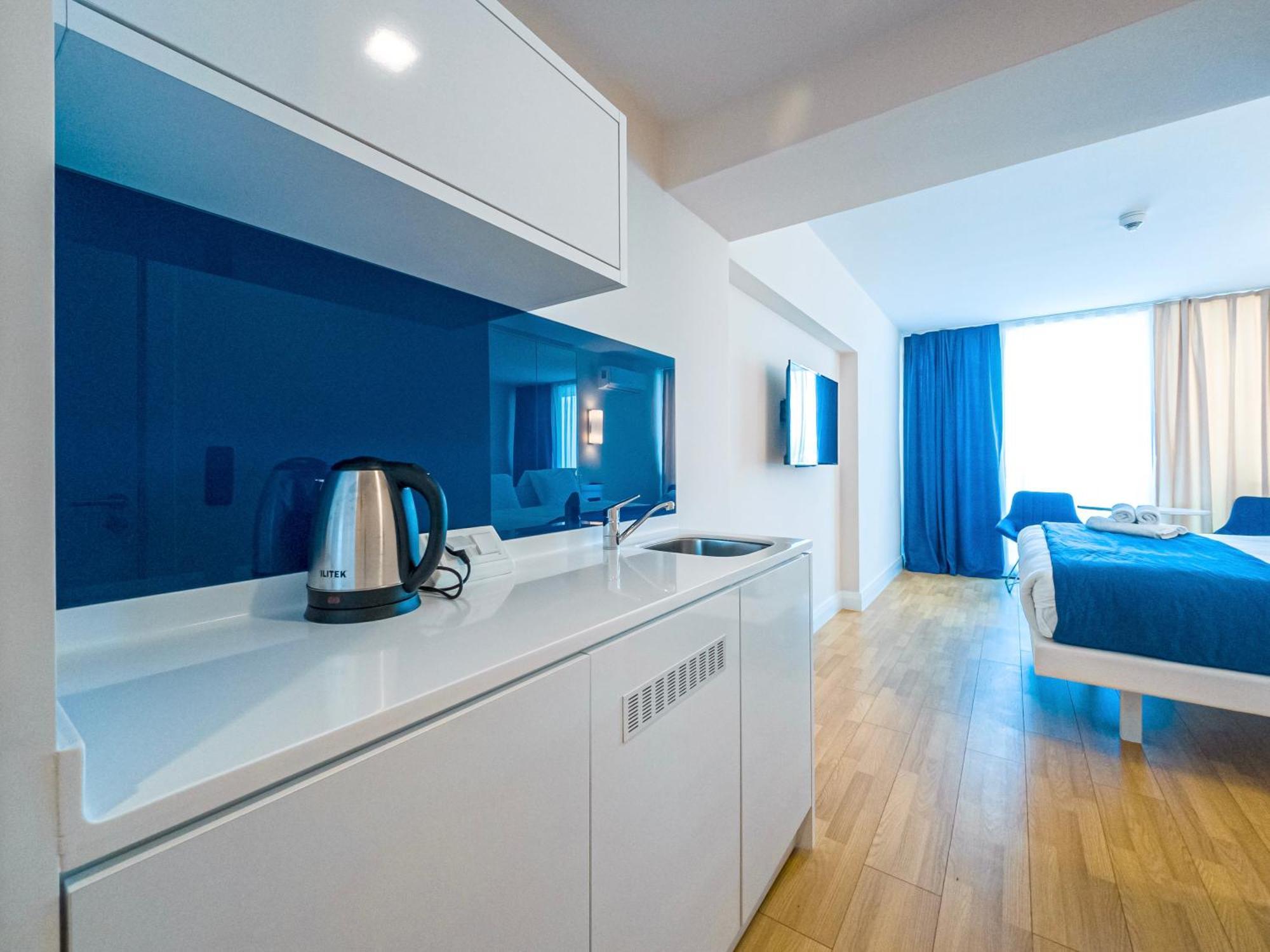 Cozy City Apartments In Orbi Batumi Bagian luar foto
